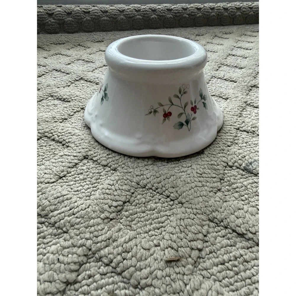 PFALTZGRAFF WINTERBERRY VOTIVE CANDLEHOLDER